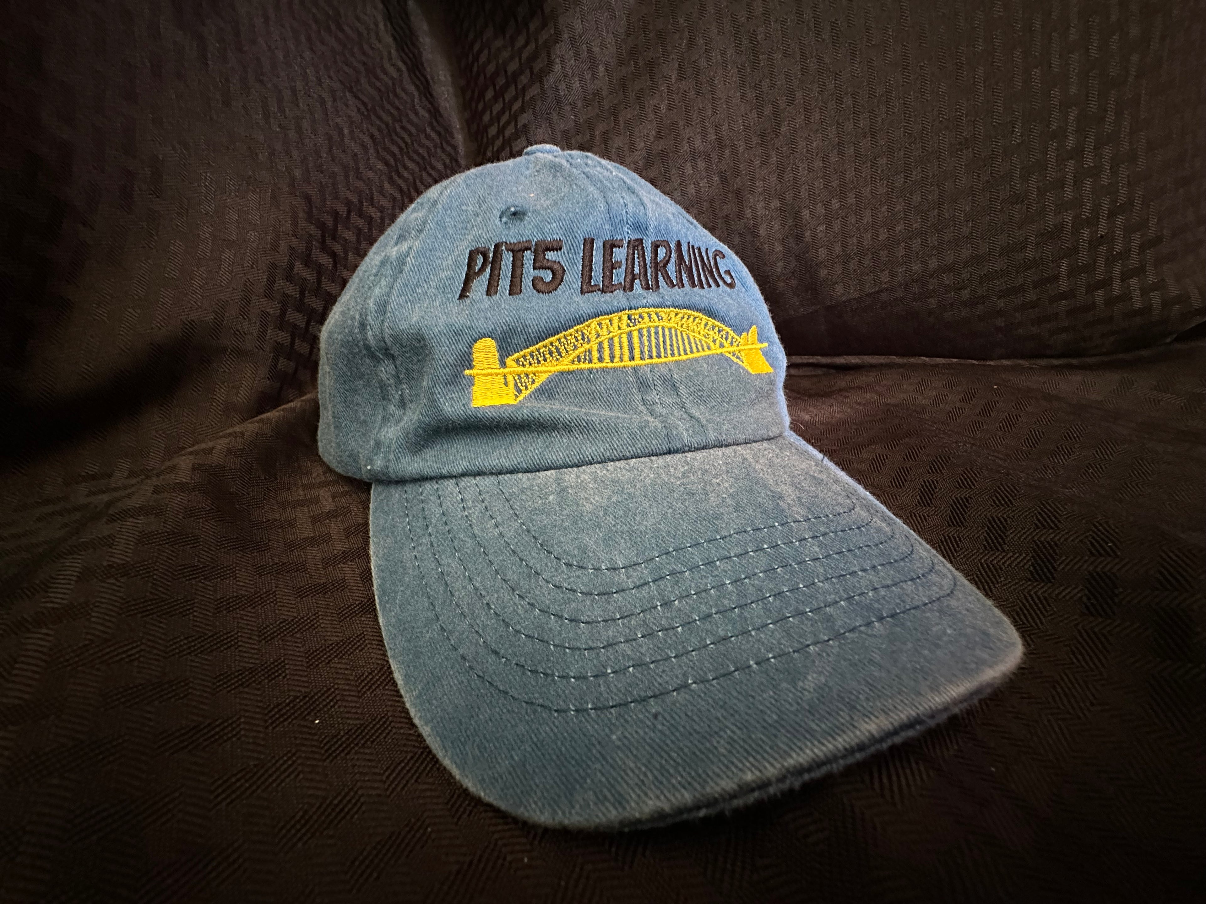 PIT5 Amazon Learning Hat