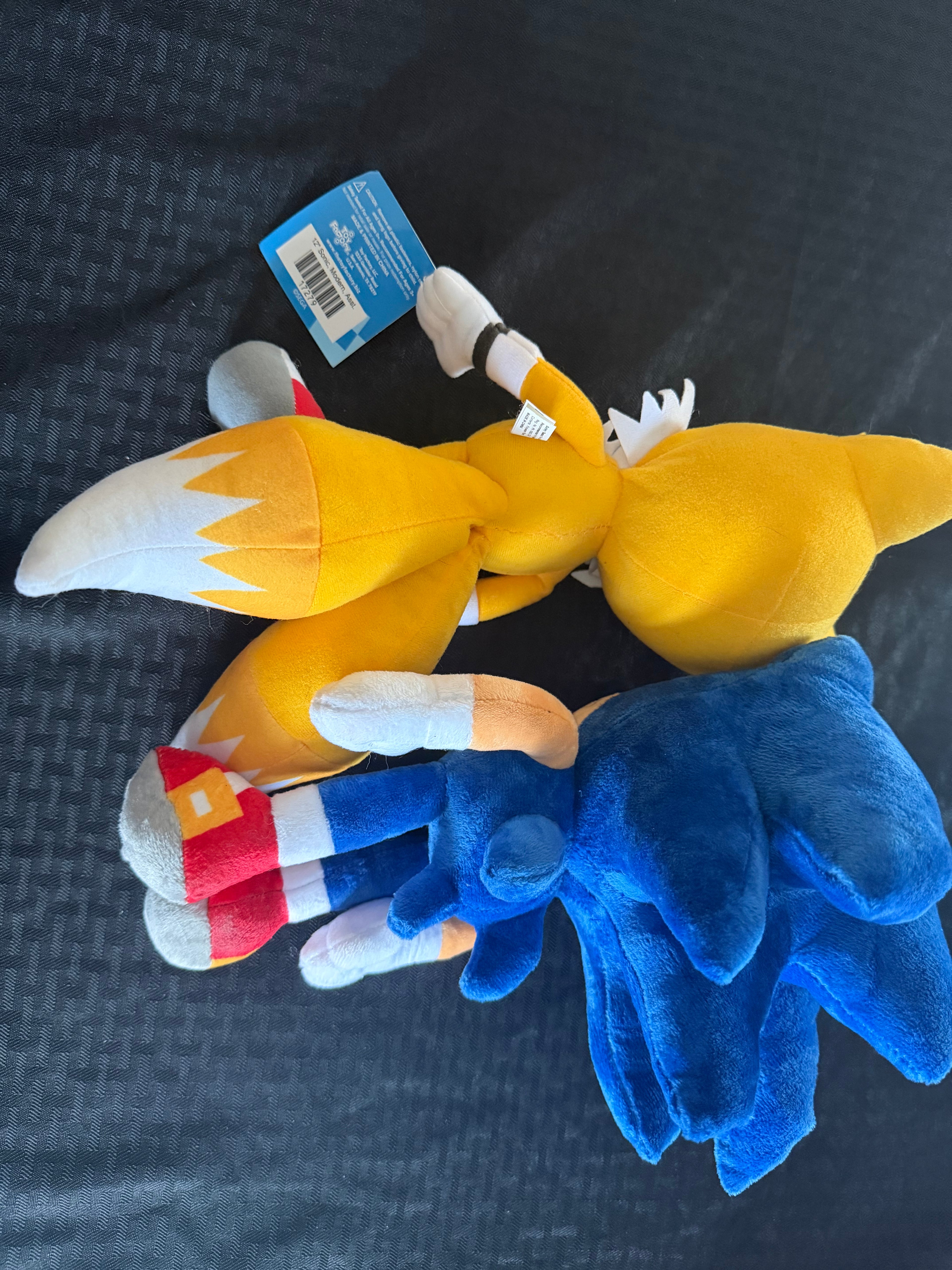 Sonic & Tails Plush (sold as set)